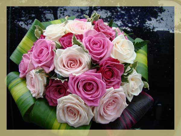 Menyasszonyi csokor rózsaszín, pink, mályva színekben
